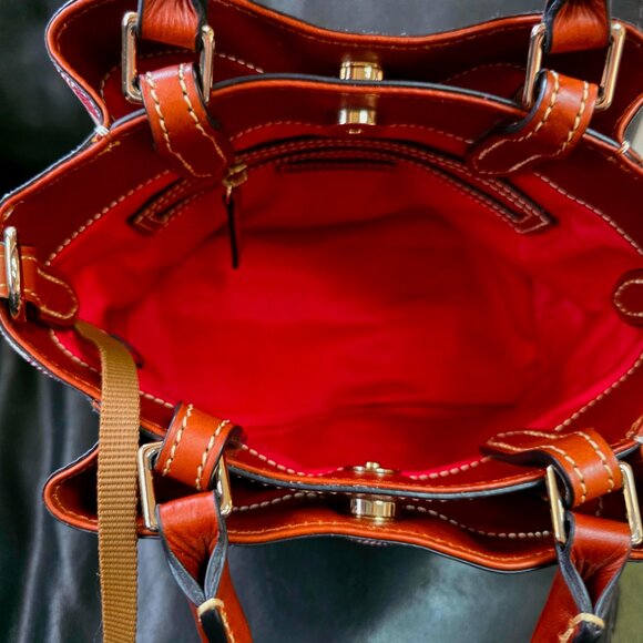 Dooney & Bourke Plaid Mini Barlow Bag Like New - Picture 4 of 10